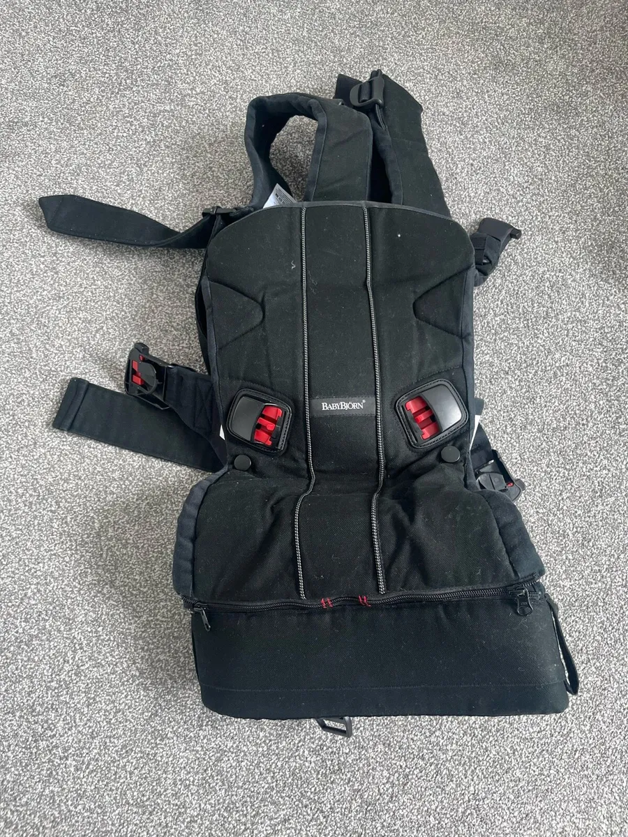 BabyBjorn baby carrier - Image 1