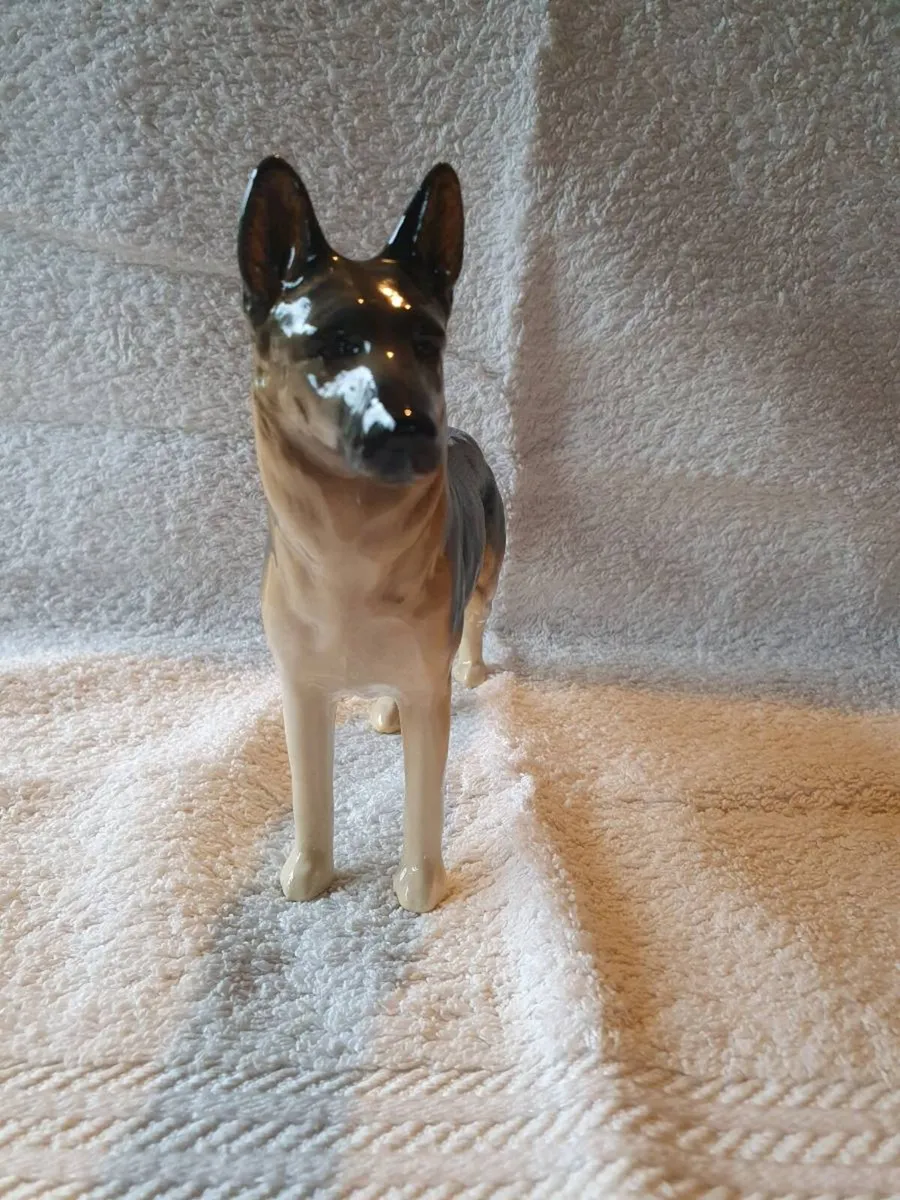 Vintage Beswick German Shepherd Figurine - Image 4