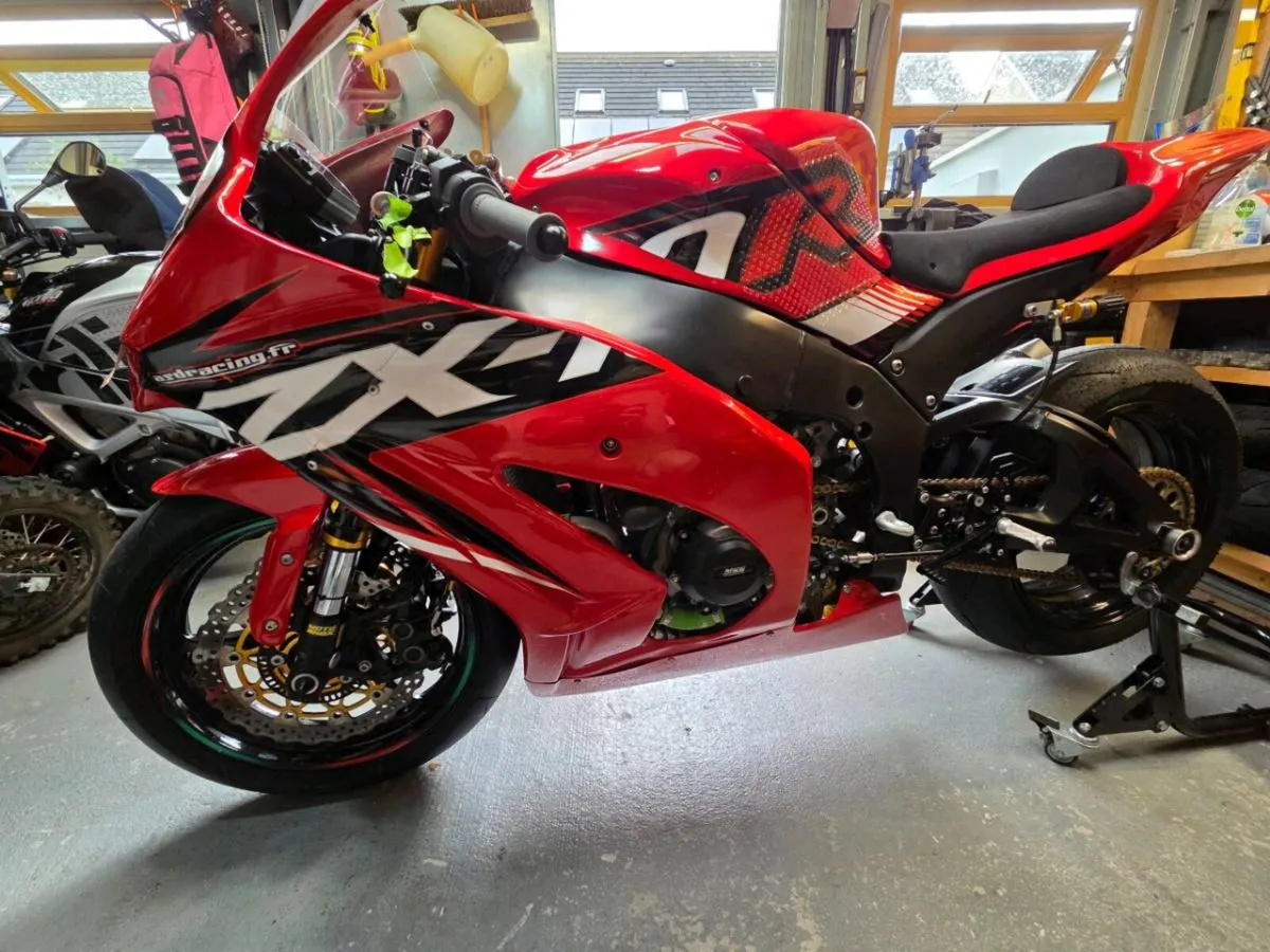 2015 Gen 4 ZX10R Track Bike - Image 3