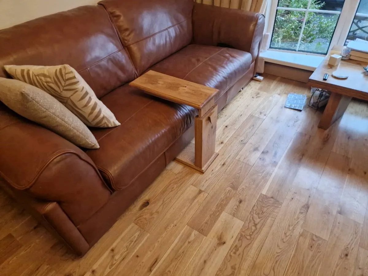 Couch table - Image 1