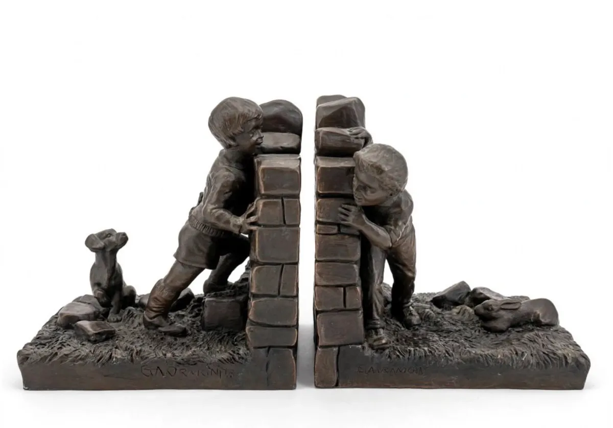 1990s Genesis Fine Arts Bookends - Image 1