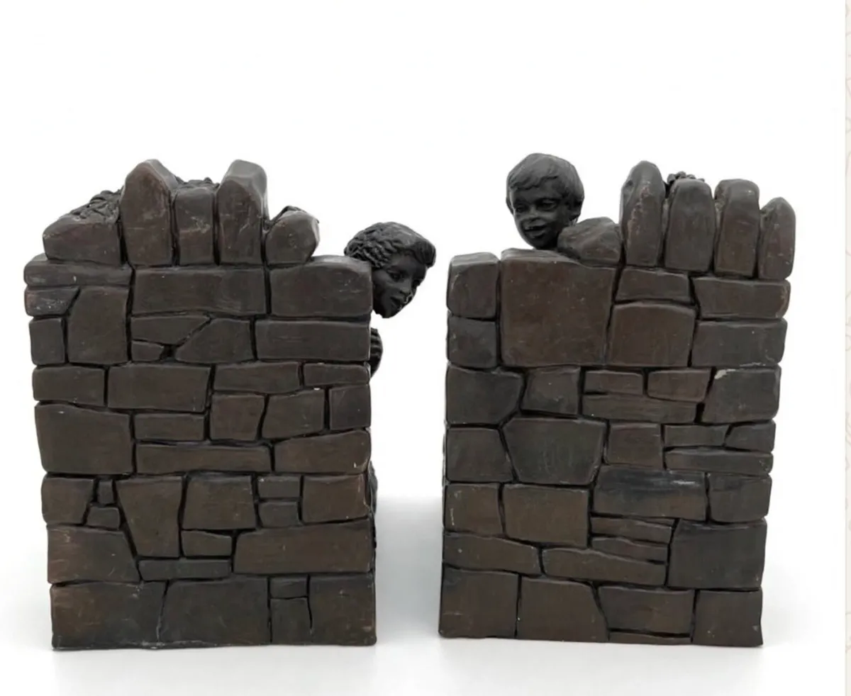 1990s Genesis Fine Arts Bookends - Image 2
