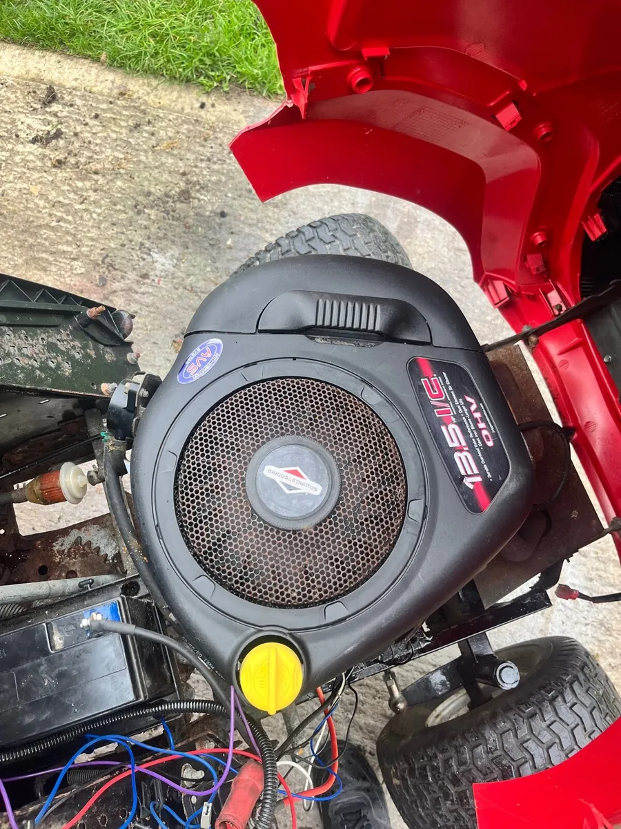 Garden Tractor - Image 2