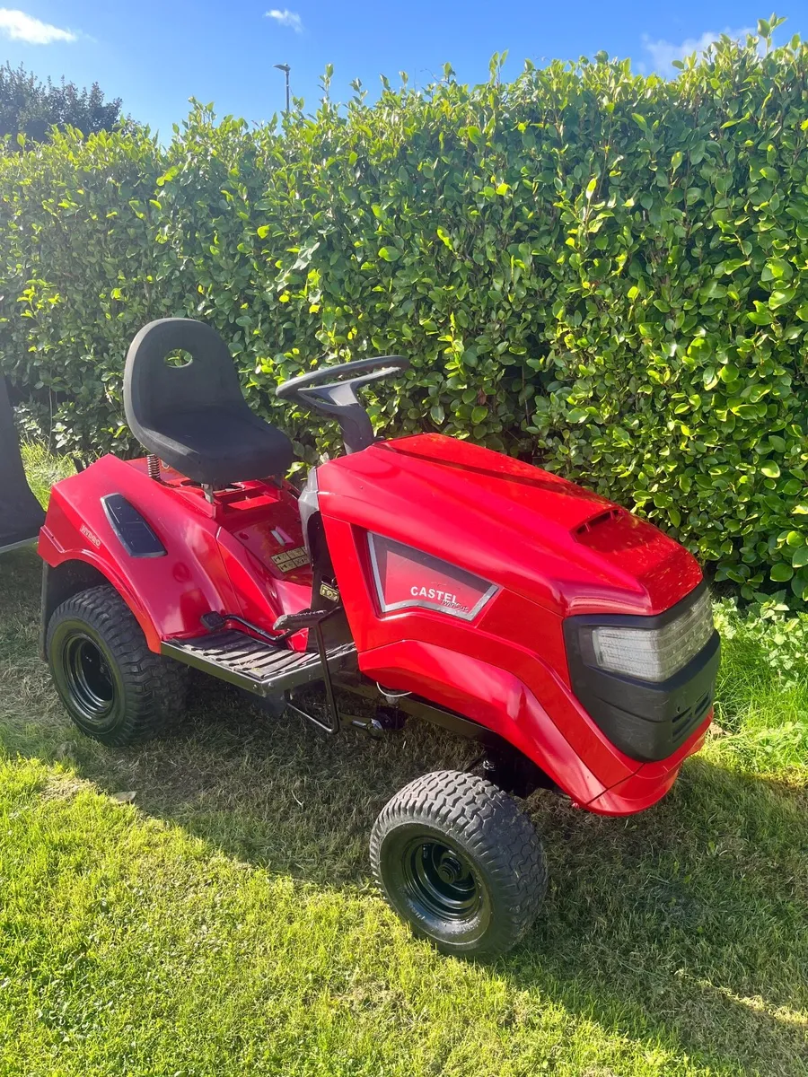 Garden Tractor - Image 1