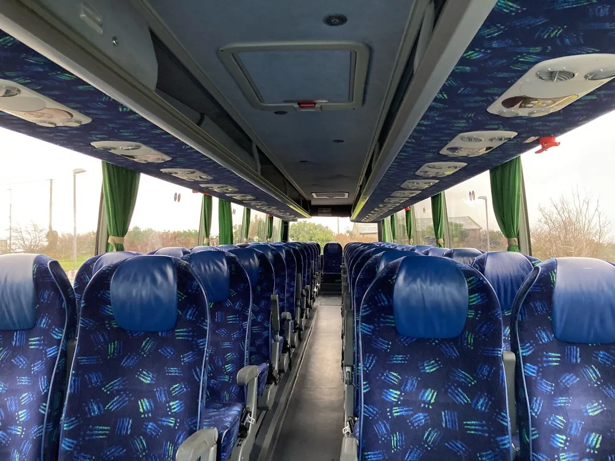Man Vanhool - Image 2