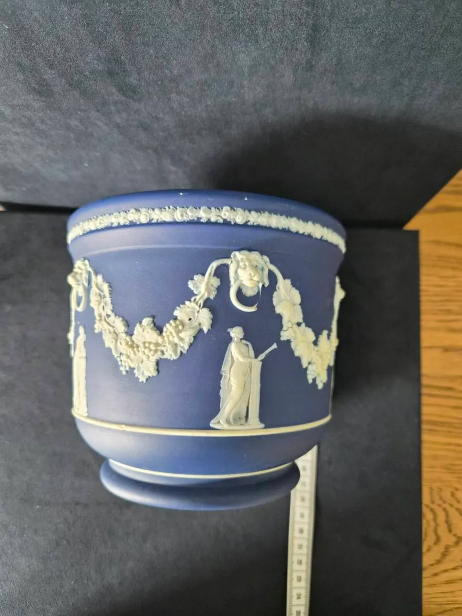 Antique blue jasperware planter - Image 4