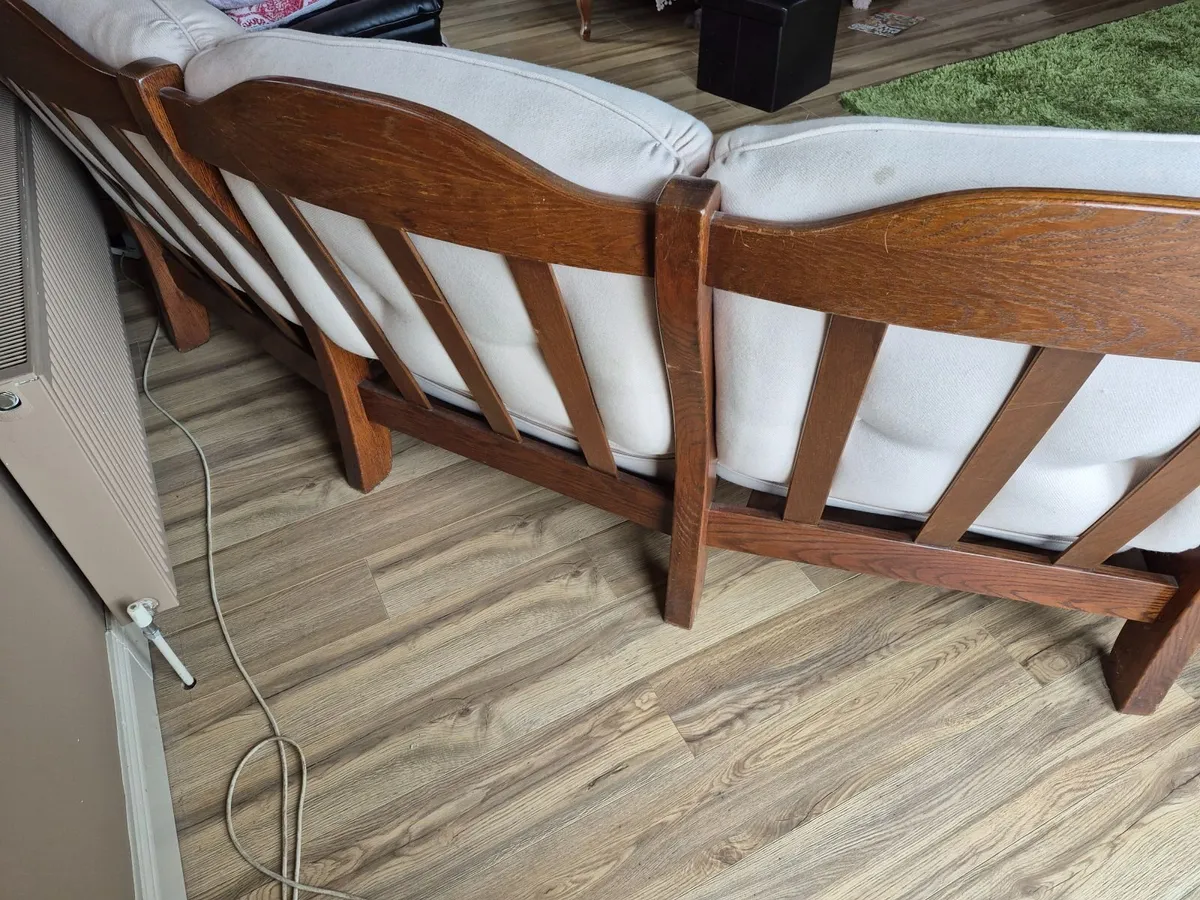 3 seater curved couch - Image 1