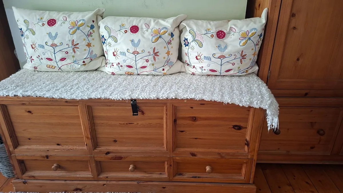 Solid Pine Hand Made Bedroom Set. - Image 1