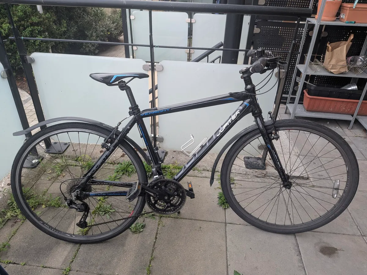 Hybrid bike - Image 4