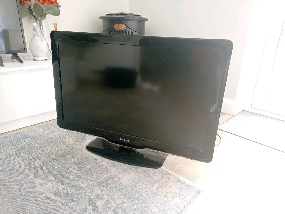 37 inch Philips TV - Image 1
