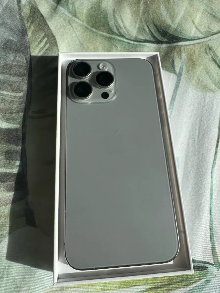 iPhone 15 pro max - Image 2