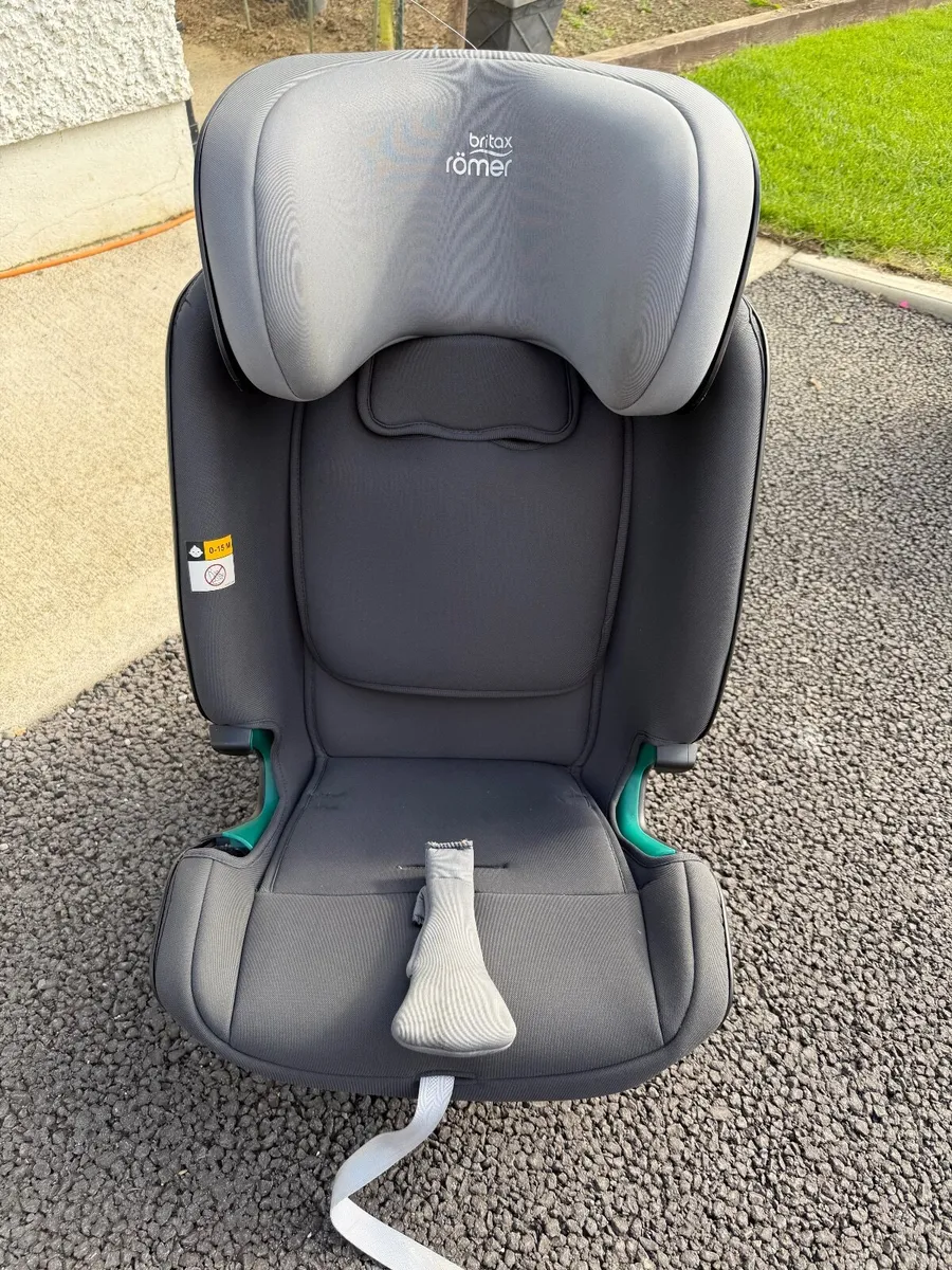 Child Car Seat - Image 2