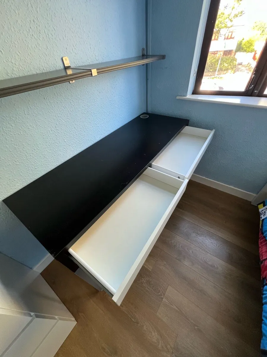 Office desk - Image 2
