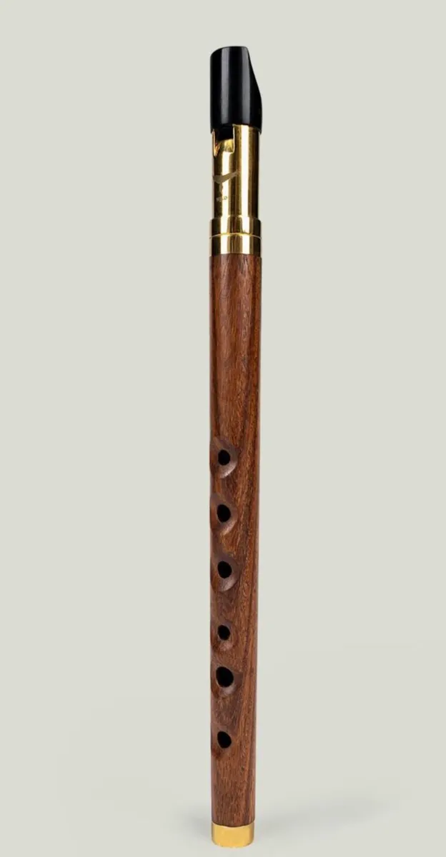 Wild Rosewood Wooden Whistle in D – McNeela Music