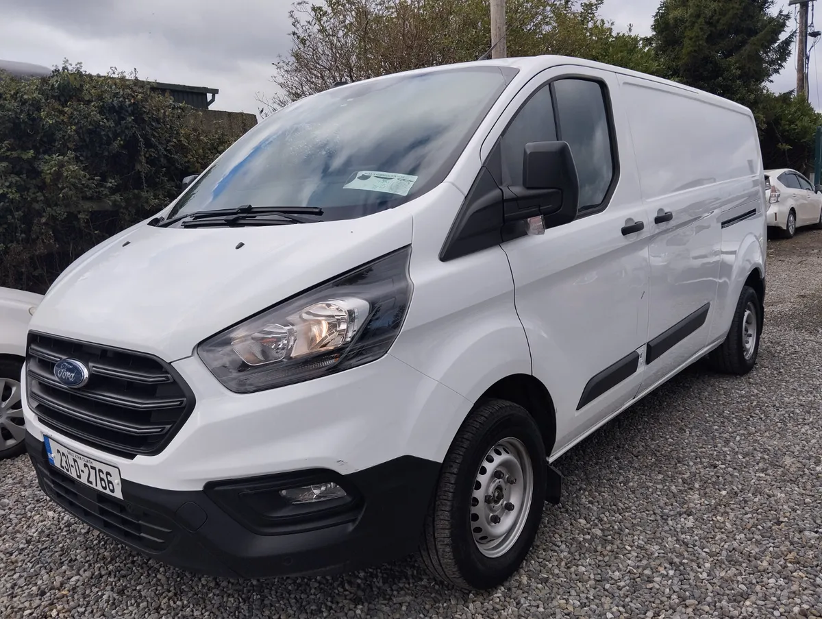 Ford Transit Custom 2023 - Image 3