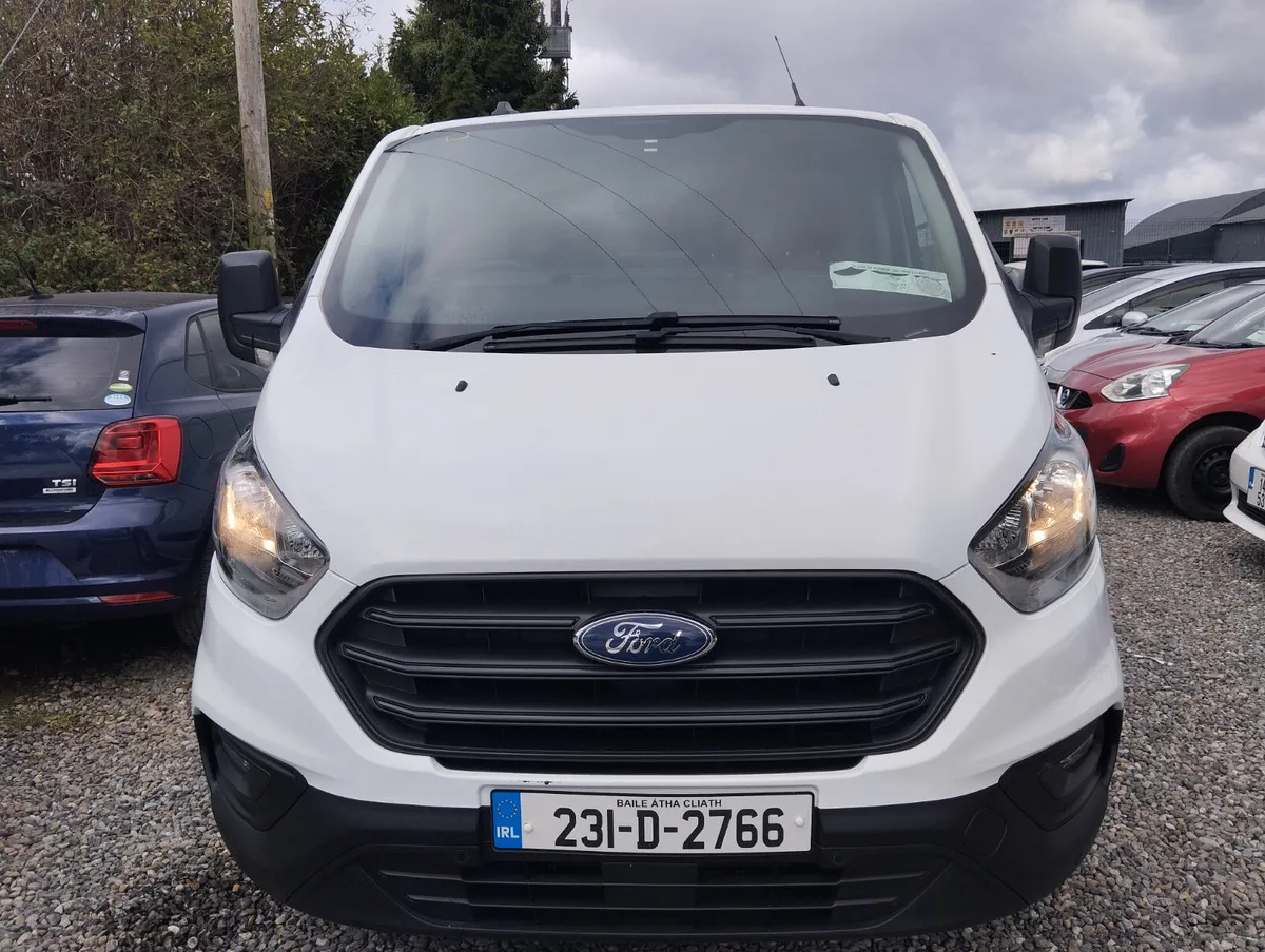 Ford Transit Custom 2023 - Image 1