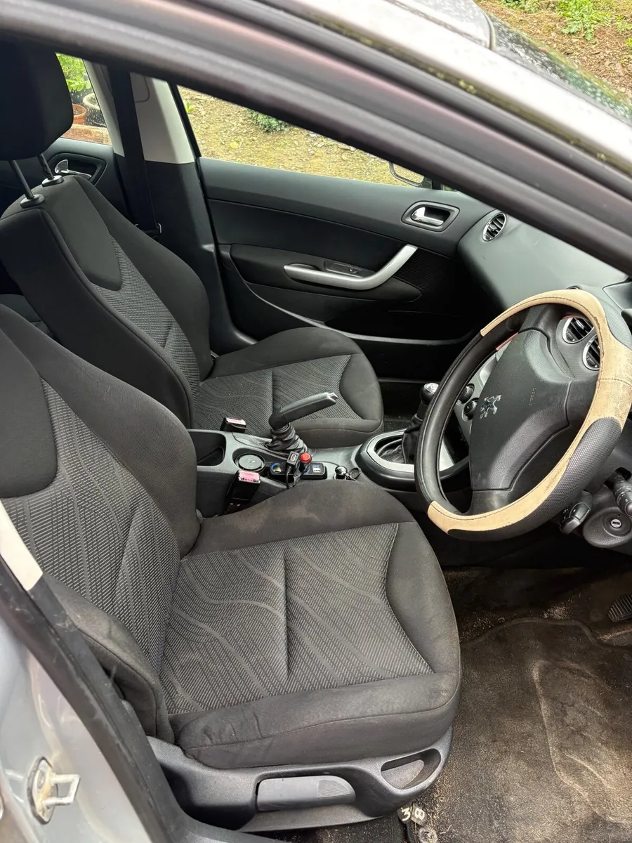 Peugeot 308 - Image 4
