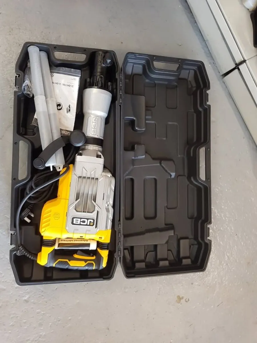 JCB 1700W DEMOLITION HAMMER - FOR SALE - Image 1