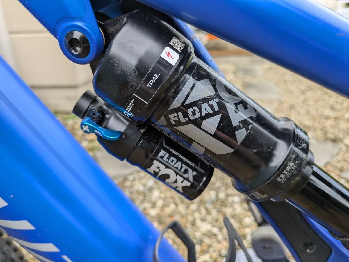 Mountain Bike - Image 2
