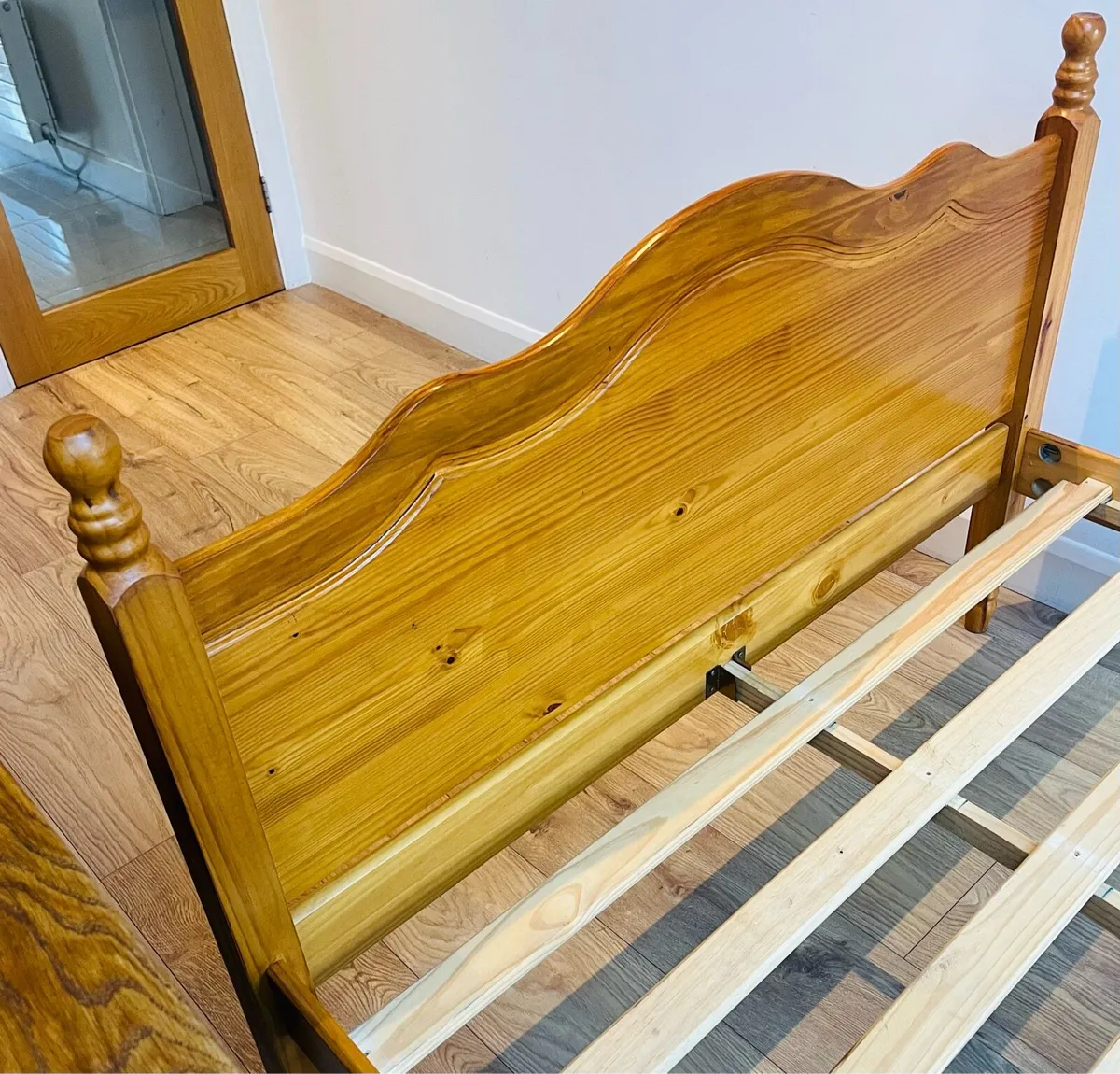 Double Bed - Image 4