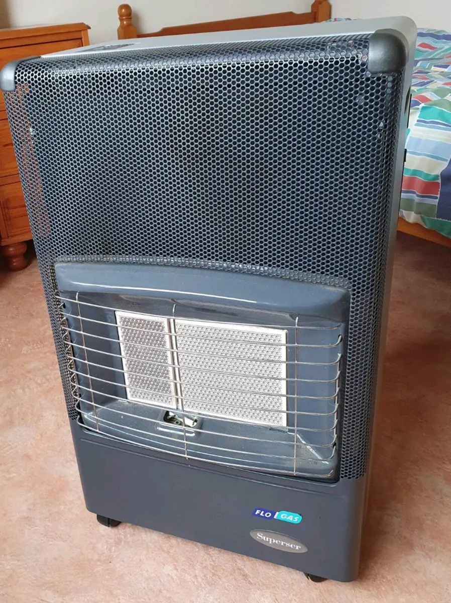 Portable Radiant Heater - with Gas bottle - Image 1