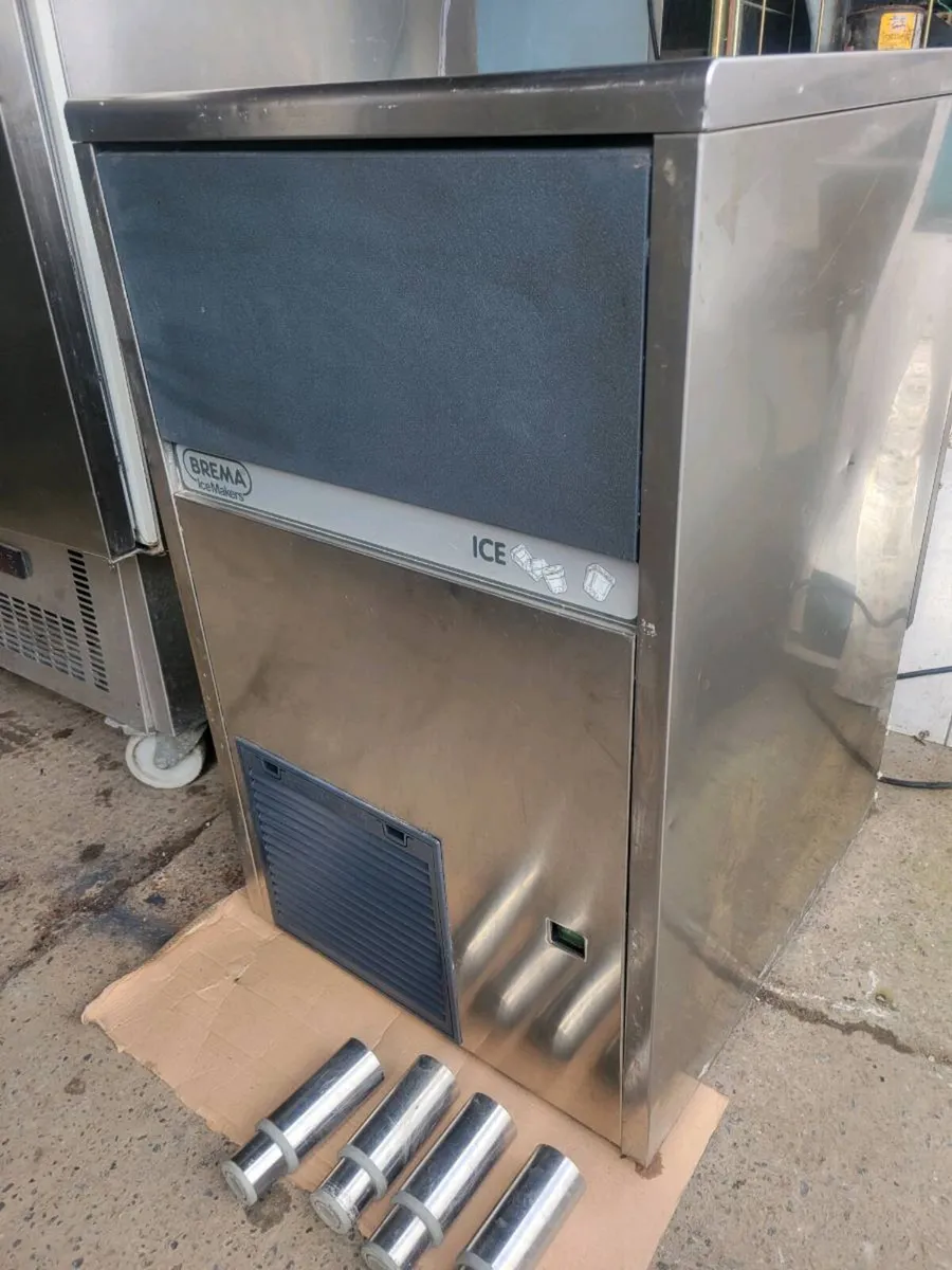 Ice Maker Machine BREMA CB425A - Image 1