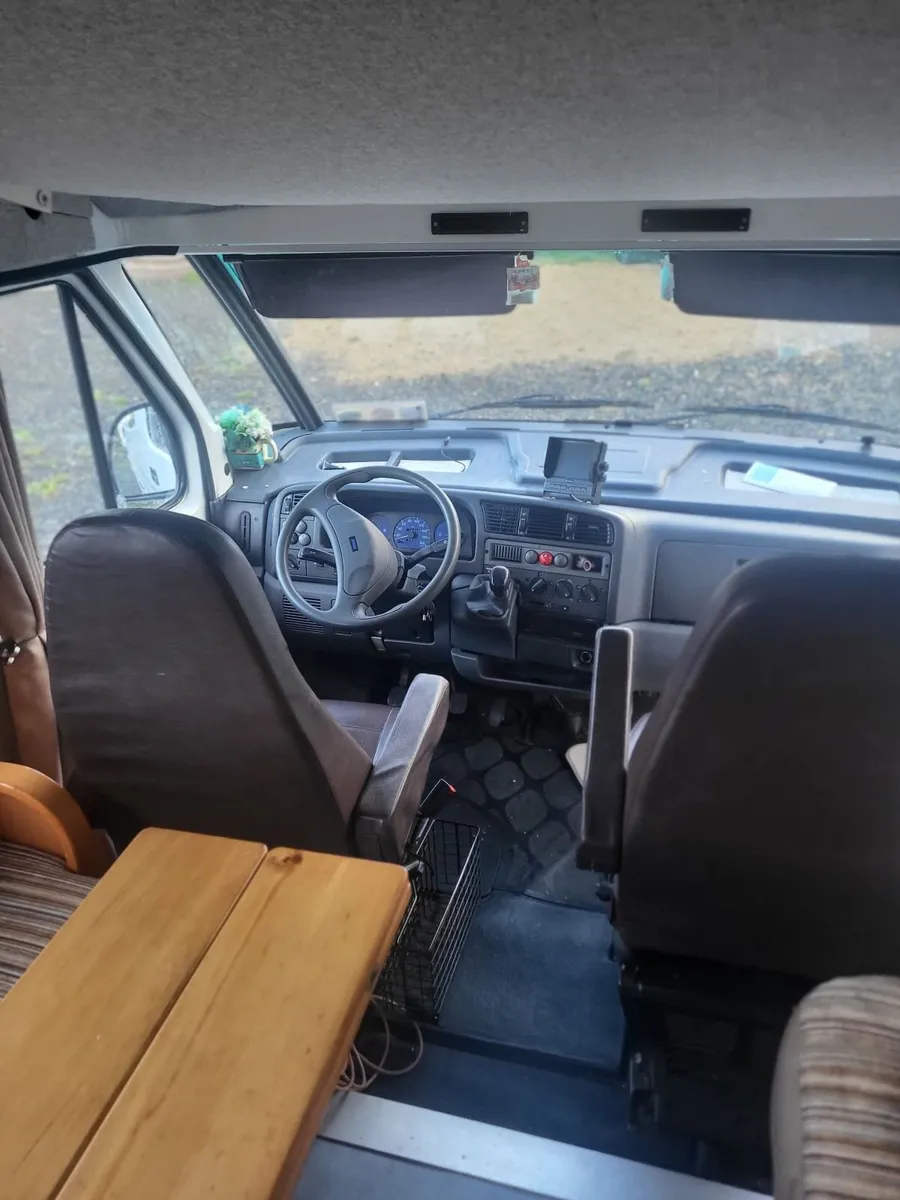 Camper - Image 2