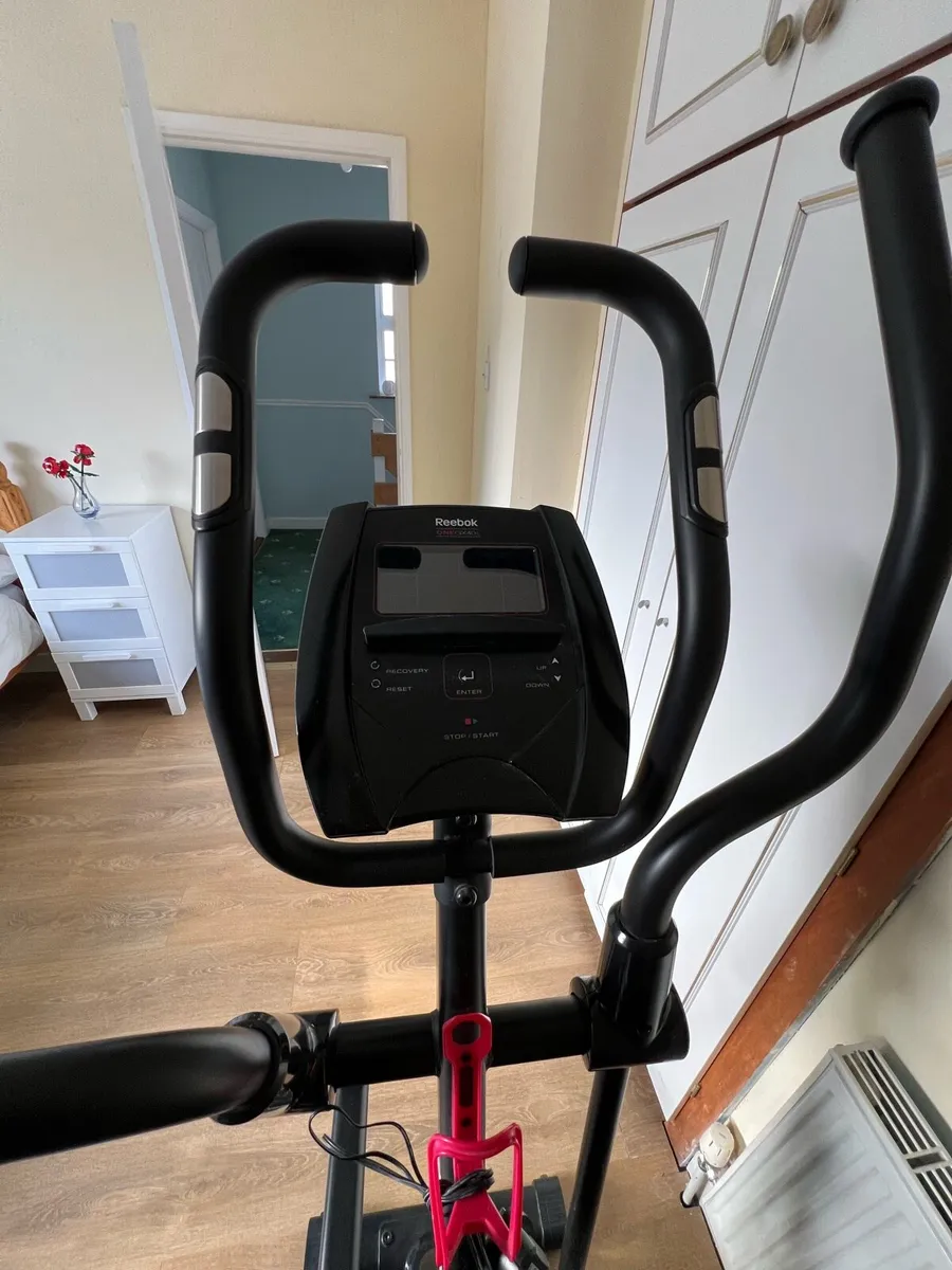 Reebok Elliptical Teainer - Image 1