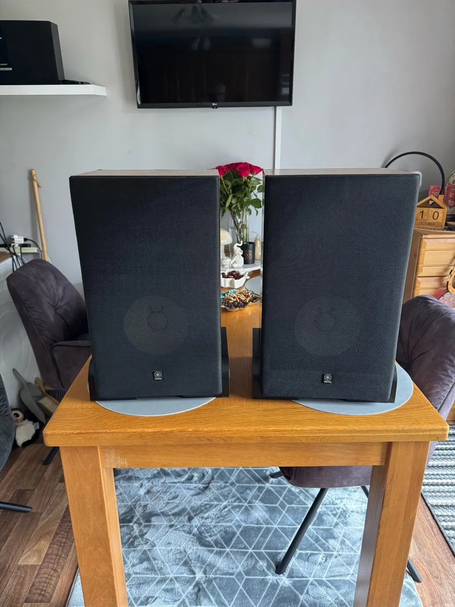 Speakers - Image 1