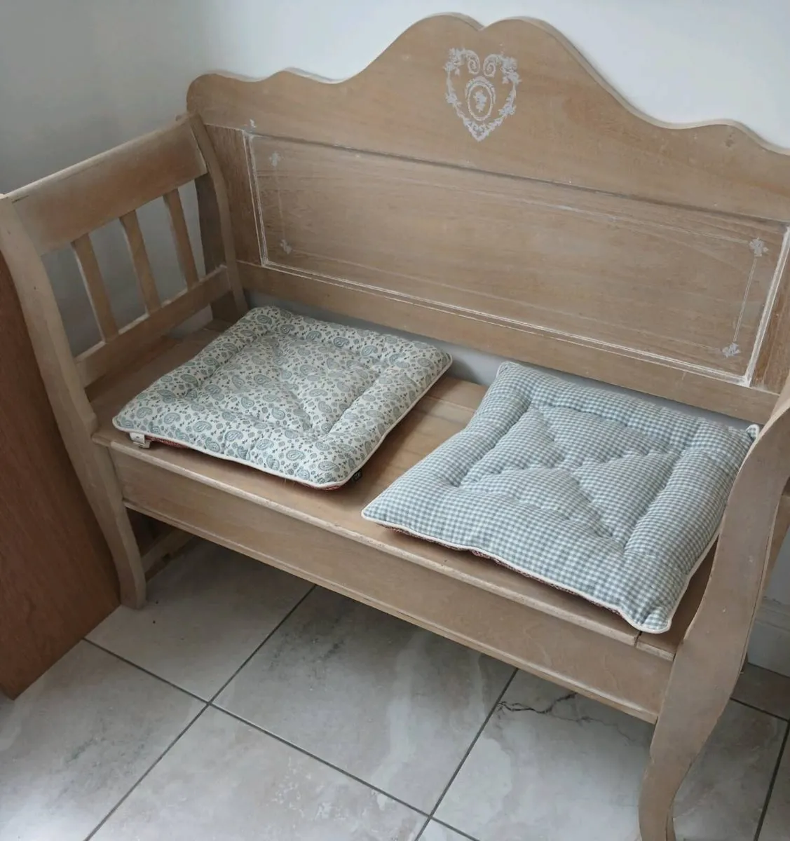 Bench seat - Image 2