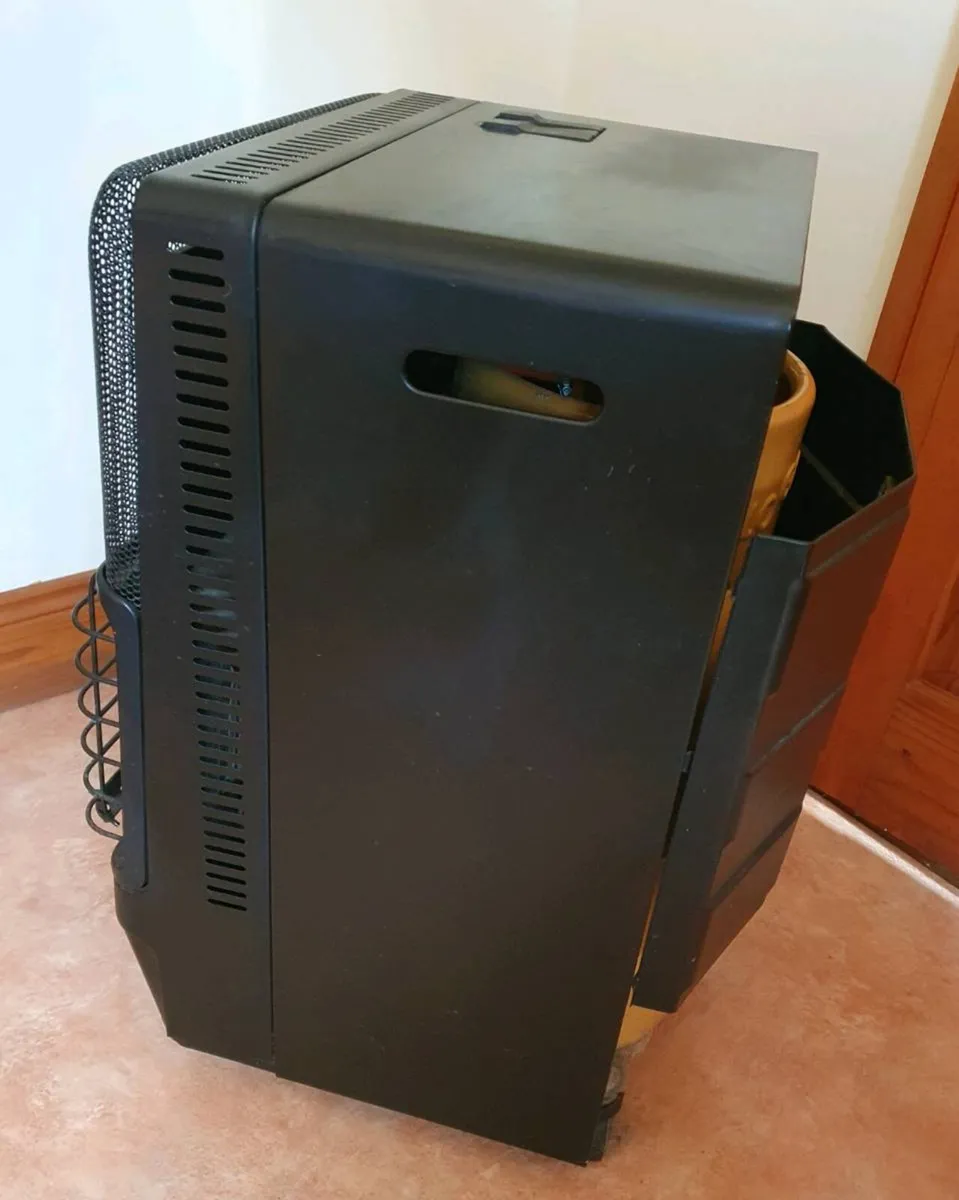 SALE AGREED Portable Radiant Heater - with Bottle - Image 3