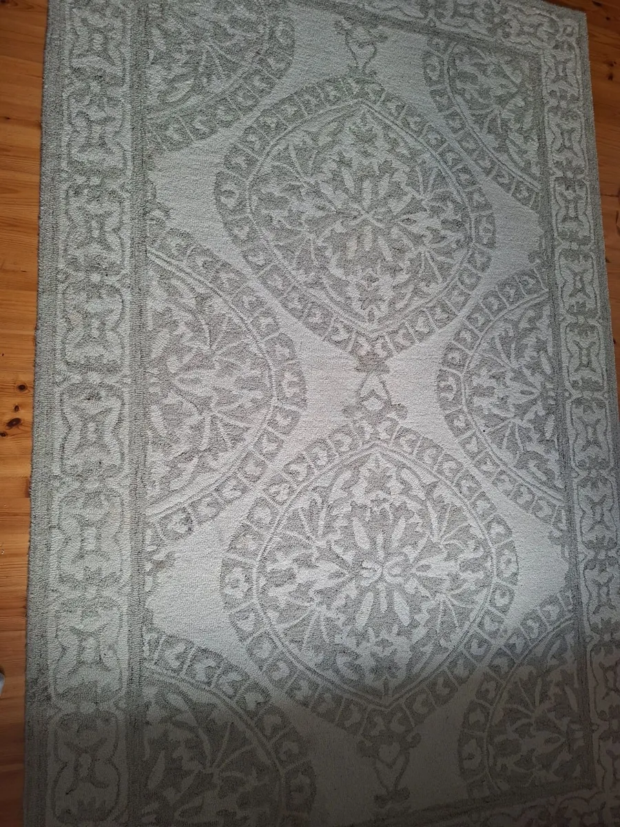 Rug - Image 1