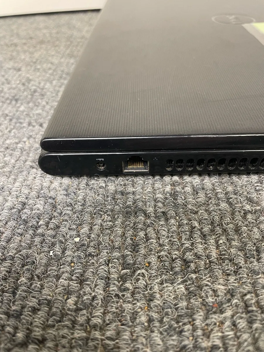 Dell Vostro 3558 - Image 4