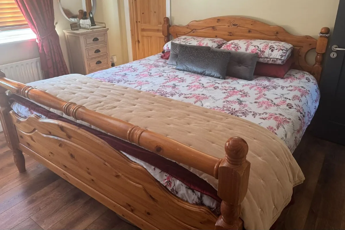 Soild pine bed Superking - Image 1