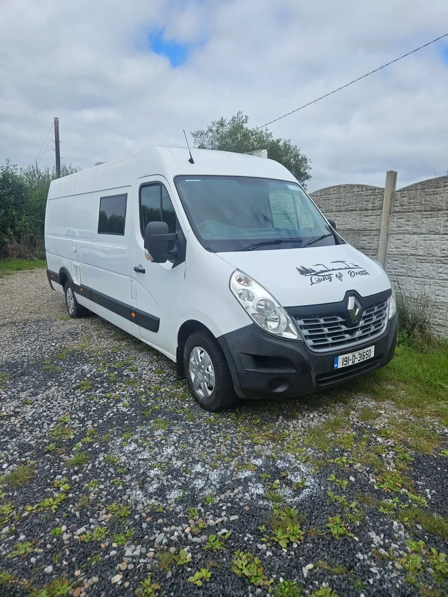 2019 renault master camper cvrt 9/28 taxed 1/27 - Image 1