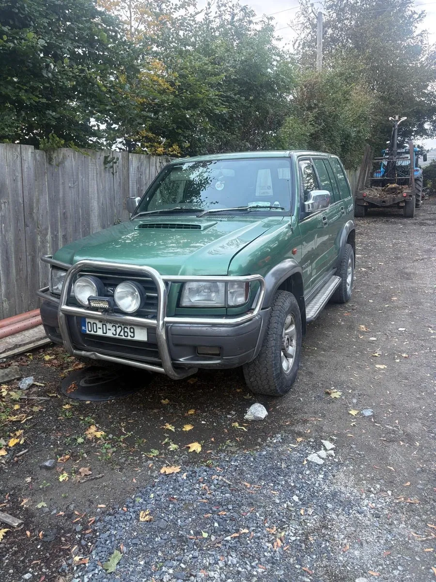 Isuzu Trooper - Image 2