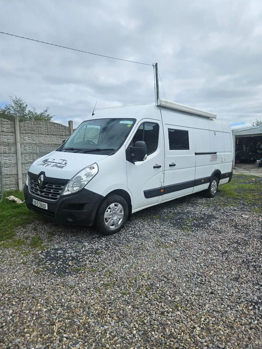2019 renault master camper cvrt 9/28 taxed 1/27 - Image 4