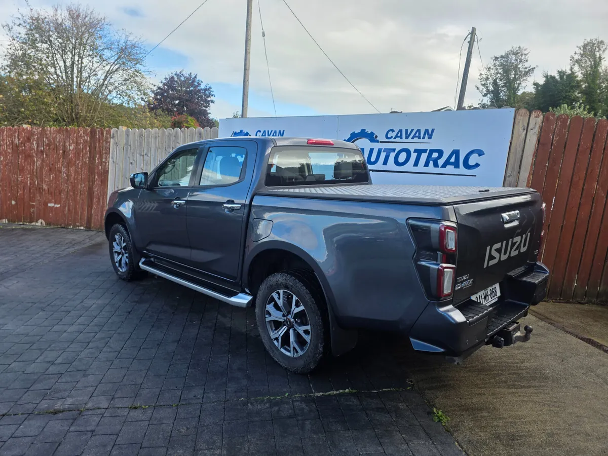 2024 Isuzu D-Max LS - Image 2
