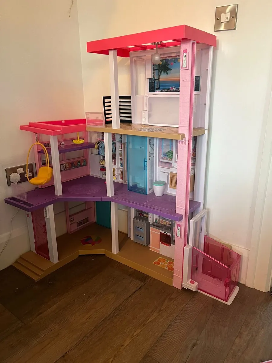 Barbie Dream House - Image 3