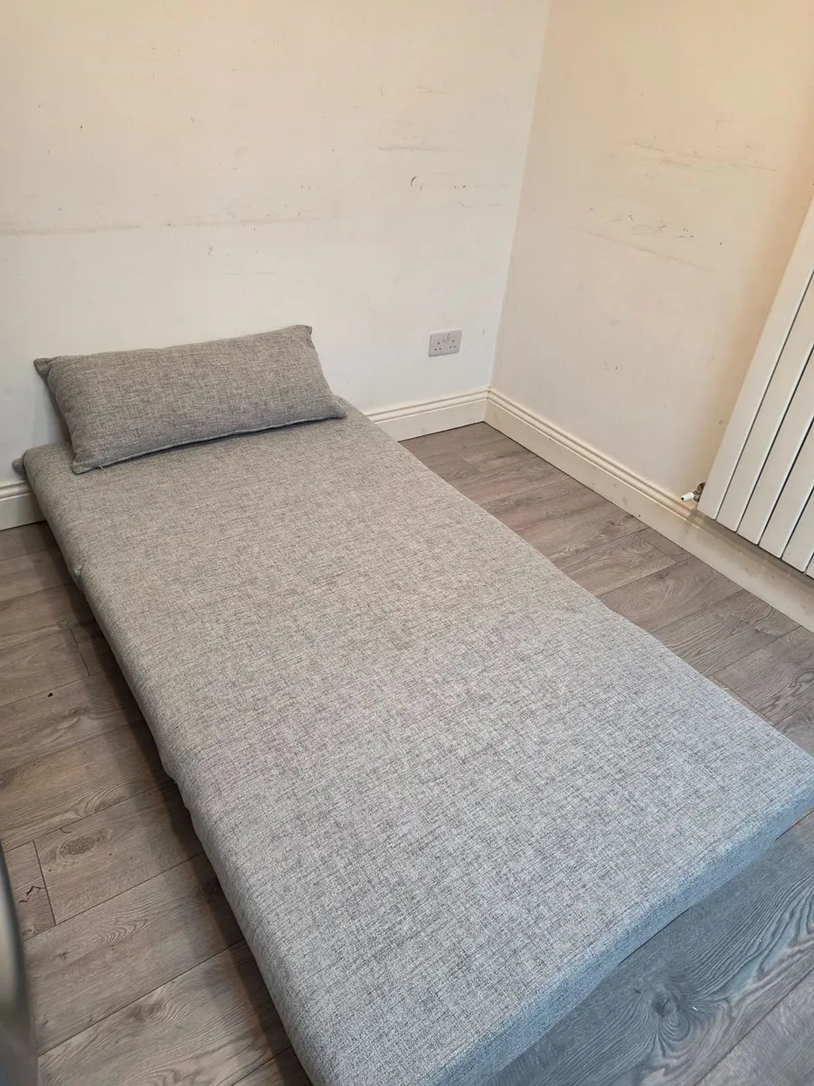 Harvey Norman Ava 1-Seater Sofa Bed - Image 3
