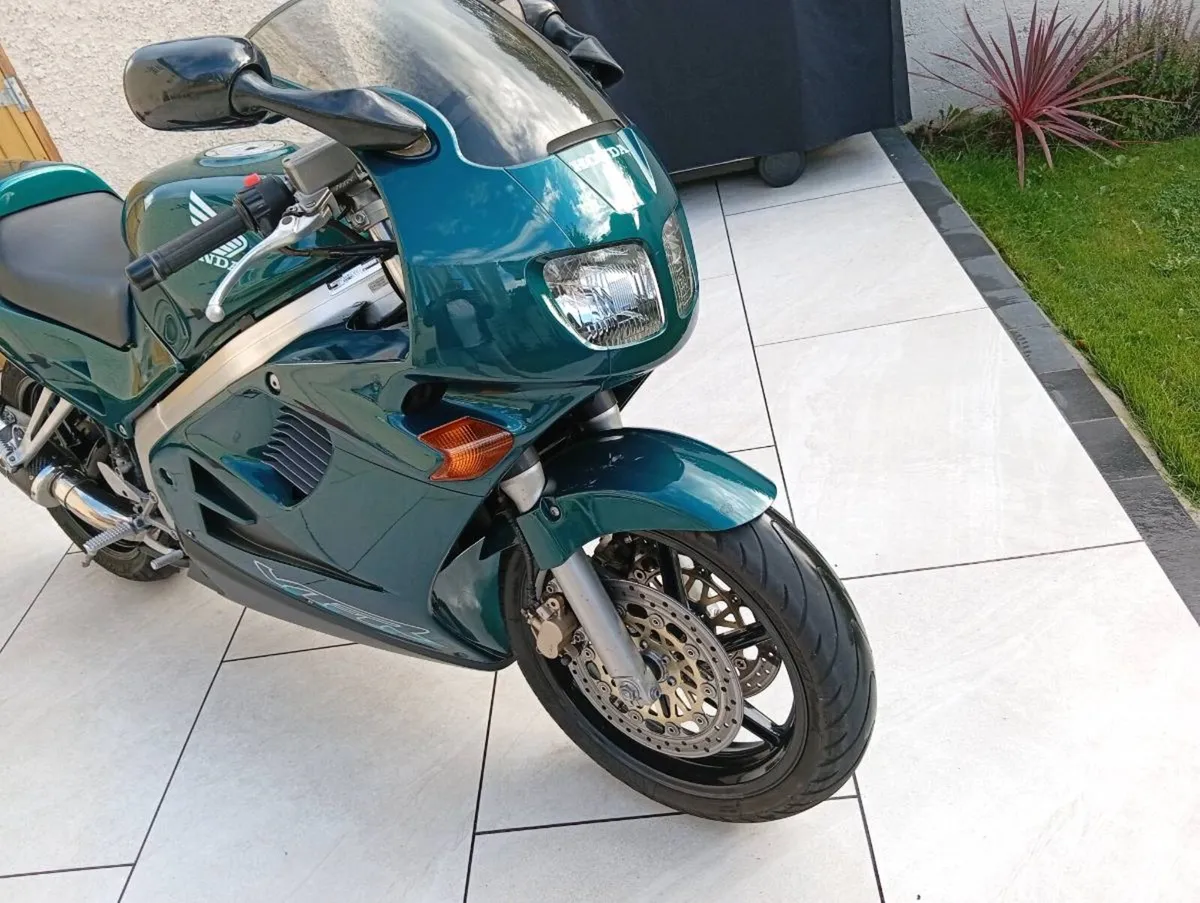 Vfr - Image 2