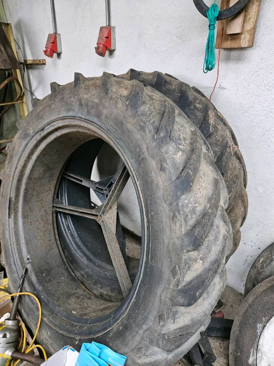 Set of double wheels - Image 1