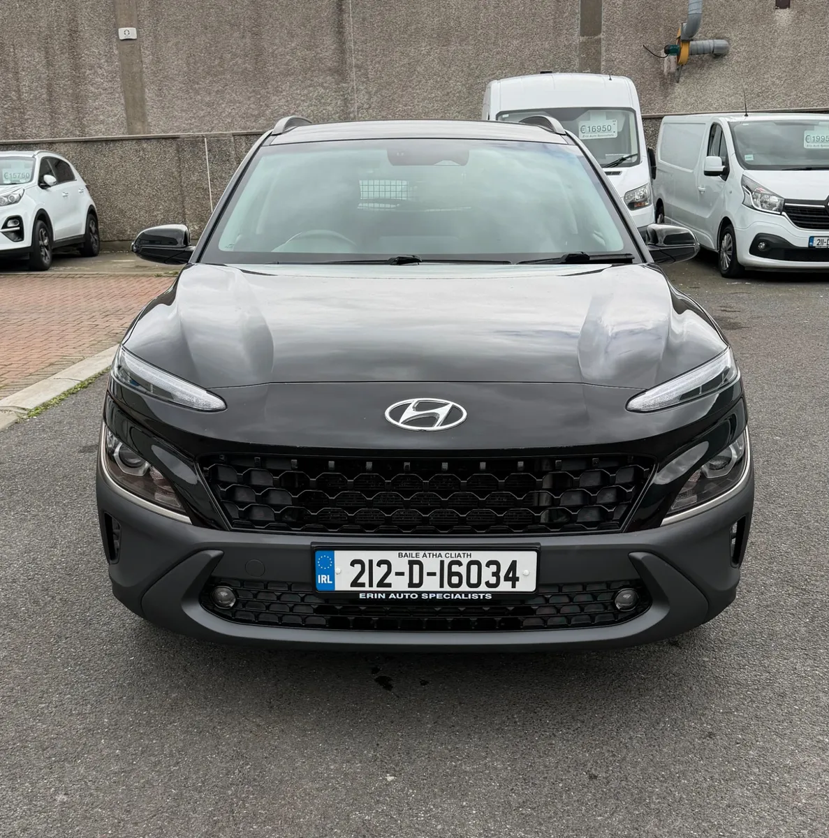 2021 Hyundai KONA Executive Commercial - Image 2