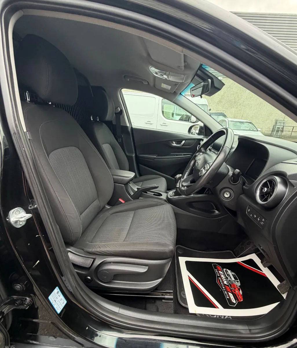 2021 Hyundai KONA Executive Commercial - Image 4