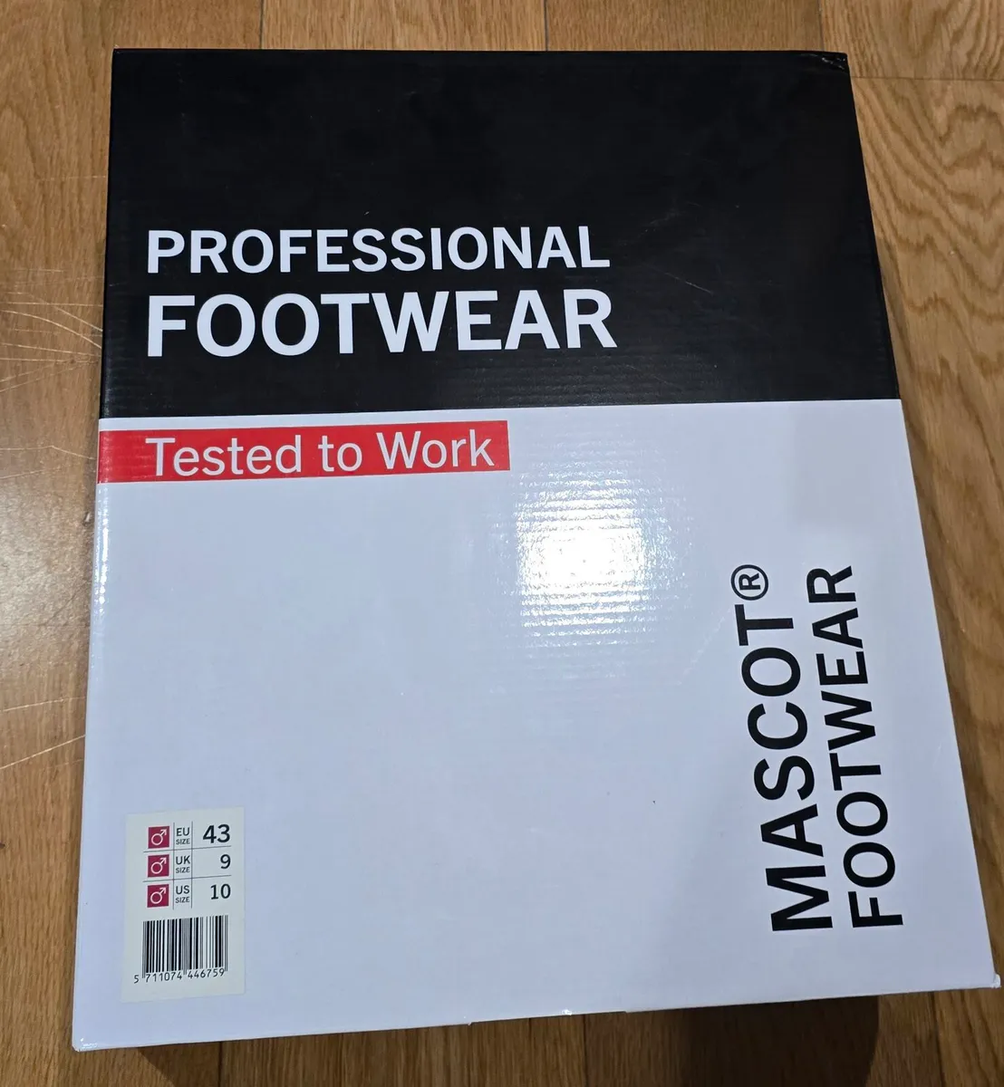 Mascot Trivor safety boots size 9. BRAND NEW, BOX - Image 3
