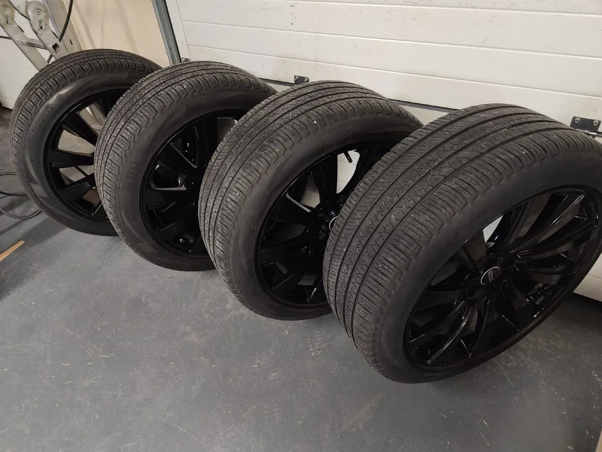 Alloy Wheels and Tyres - Image 4