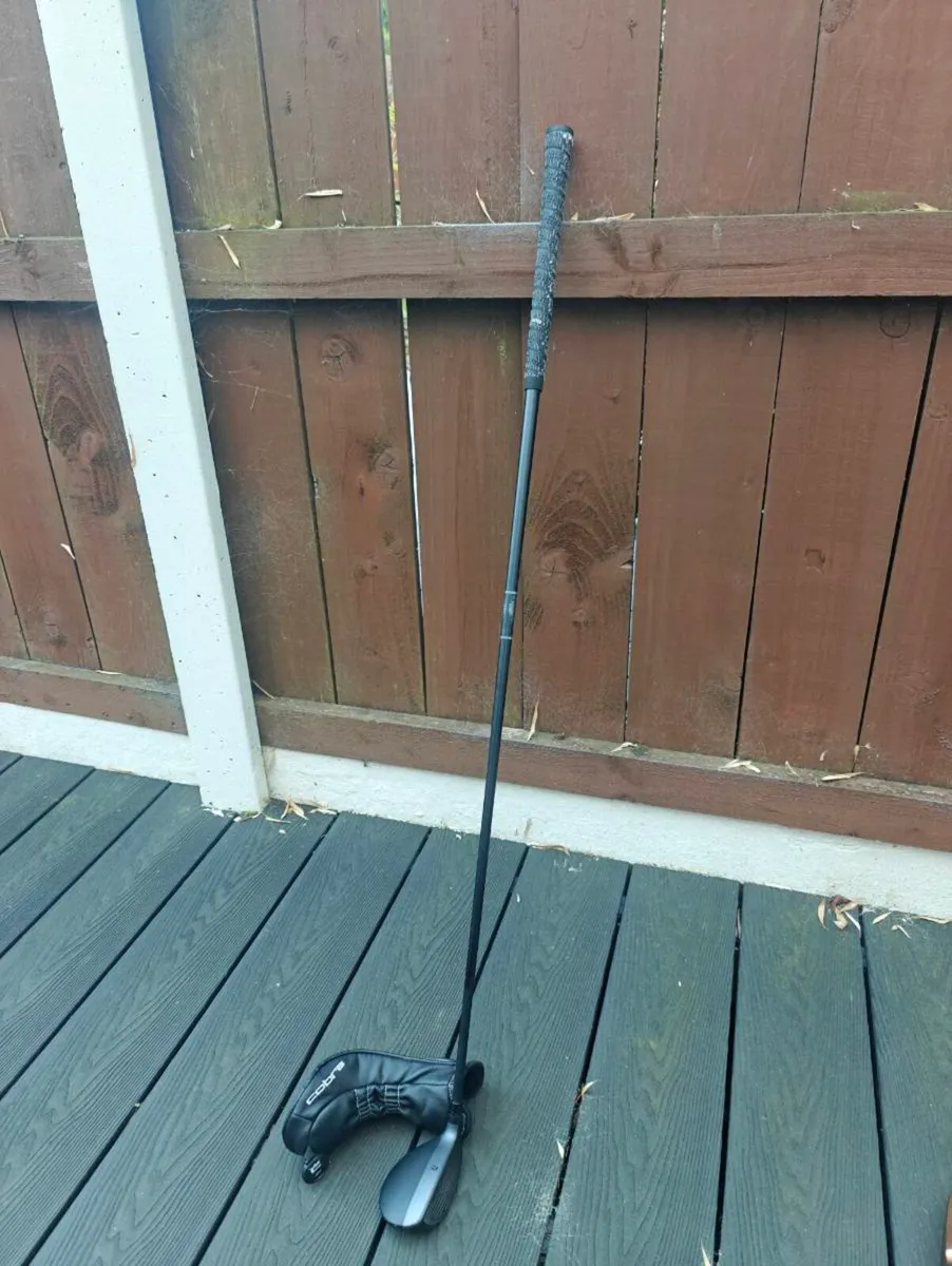 Cobra Tec Hybrid 19dgr Stiff - Image 1