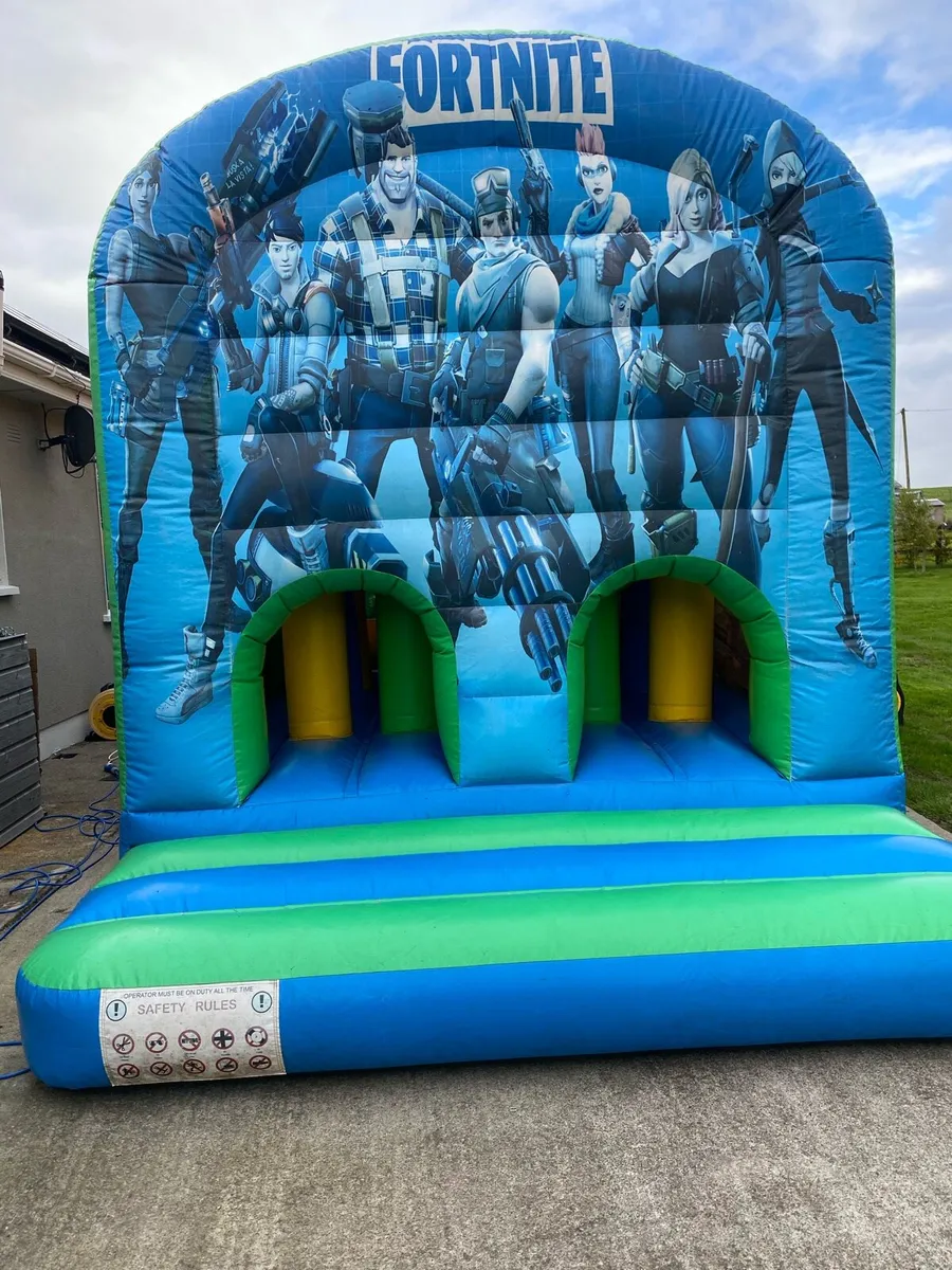 Obstacle course 55ft Bouncy Castle - Image 1