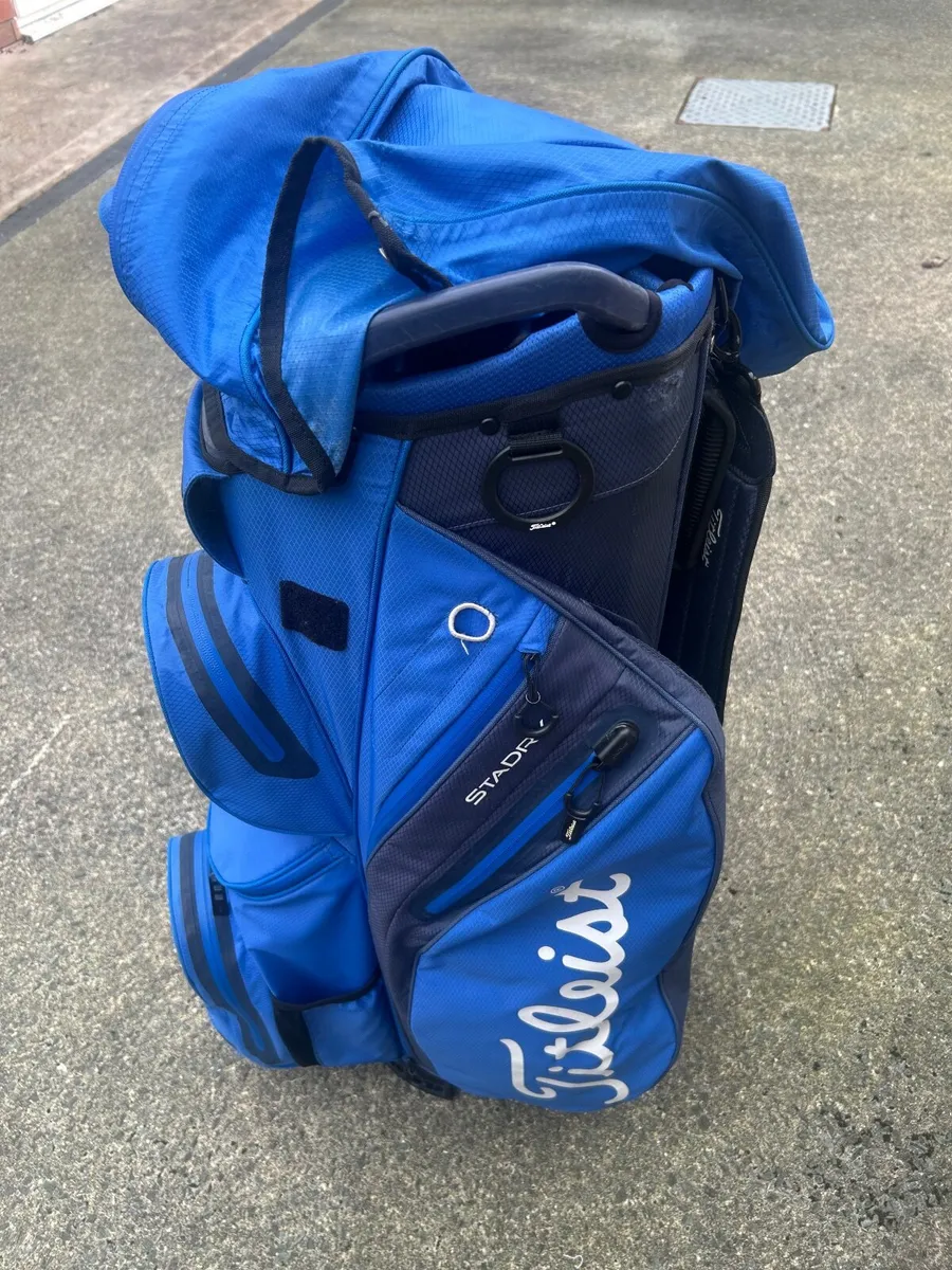 Golf - Image 2