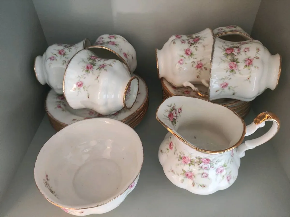 Tea Set - Image 1